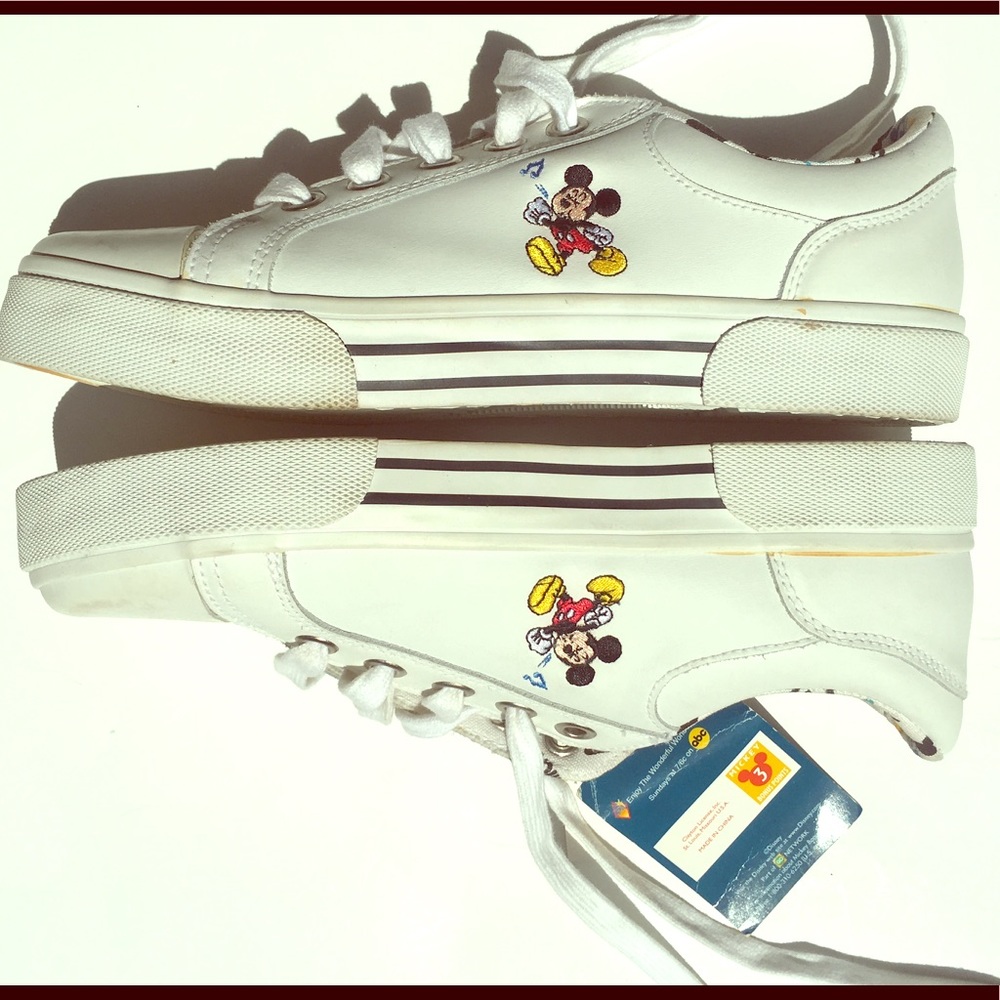 Disney Unlimited Sneakers Size 8.5 Mickey Mouse